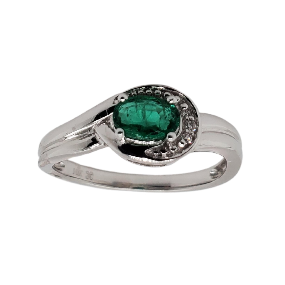 10KT WG Emerald &amp; Diamond Ring  0.01ctw


* ...