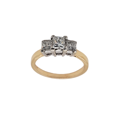 14KT YG
3-Stone Diamond Anniversary Ring
1/.35  2/.40   .75TCW

  