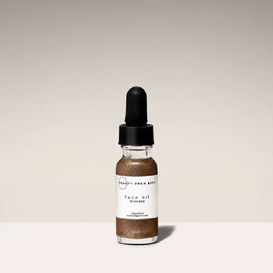 Beauty From Bees    Bronzed Face Oil   0.5oz
Get that coveted summ...