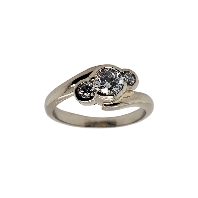 Canadian Diamond Ring 0.61ctw 14KT WG

CS: C-DR051-68  0.51ct SI1...