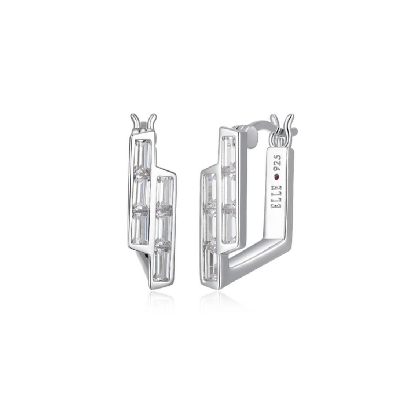 ELLE
  Baguette   Bypass Hoop Earrings
w/CZ
17x11.6mm
CZ/Silver...