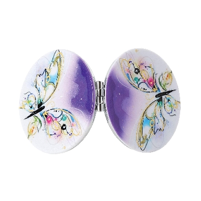Butterfly Compact Mirror
Izzy and Oliver

Color Splash adds a do...