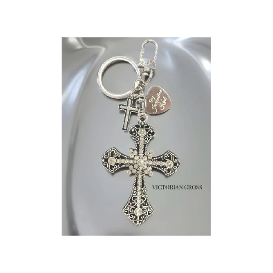 Jacqueline Kent™
Purse Charm
Antique Victorian Cross  