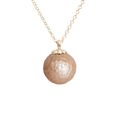 Momento Carved Pearl & Pendant in 14KT YG  