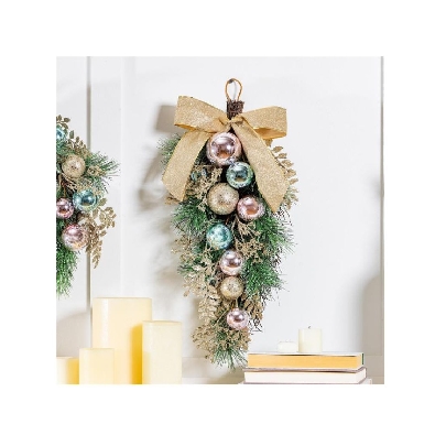 Season To Sparkle Swag
w/ Ornaments
24    