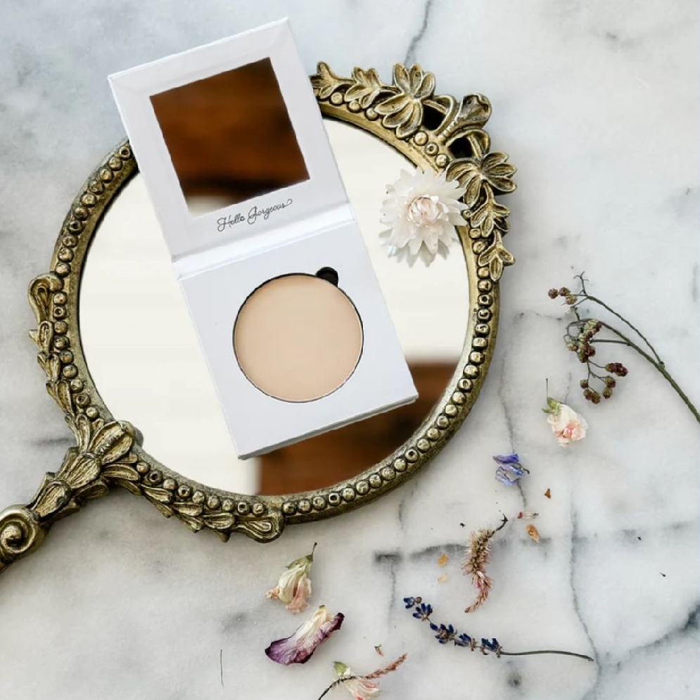 Beauty From Bees 
Translucent Powder  