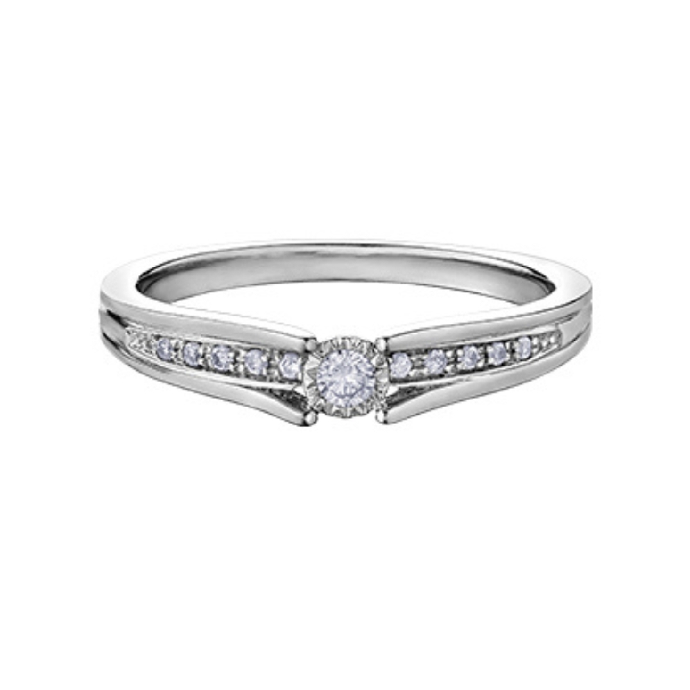 Diamond Illuminare Engagment Ring 0.10ctw
10KT...