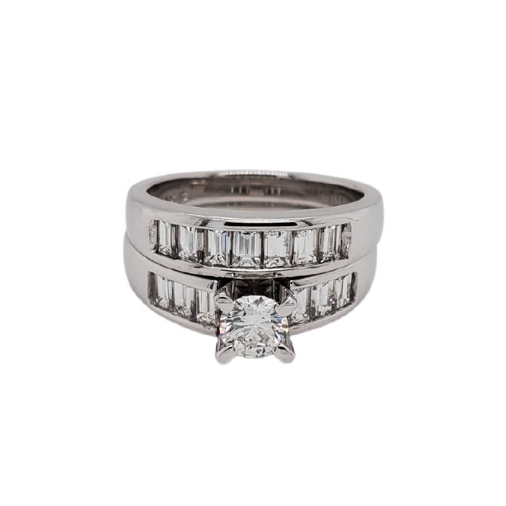 14KT WG Diamond Ring
.97ctw


Pictured with...
