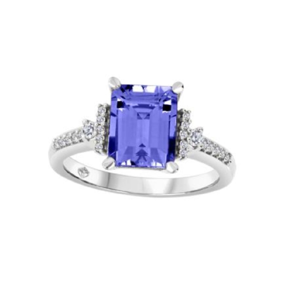 Tanzanite and Canadian Diamond Ring 0.066ctw
1...