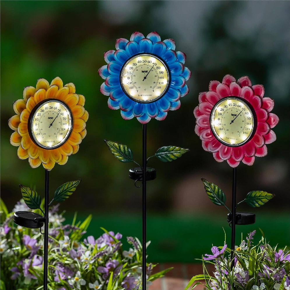 Solar Flower Thermometer from the What She Shed...